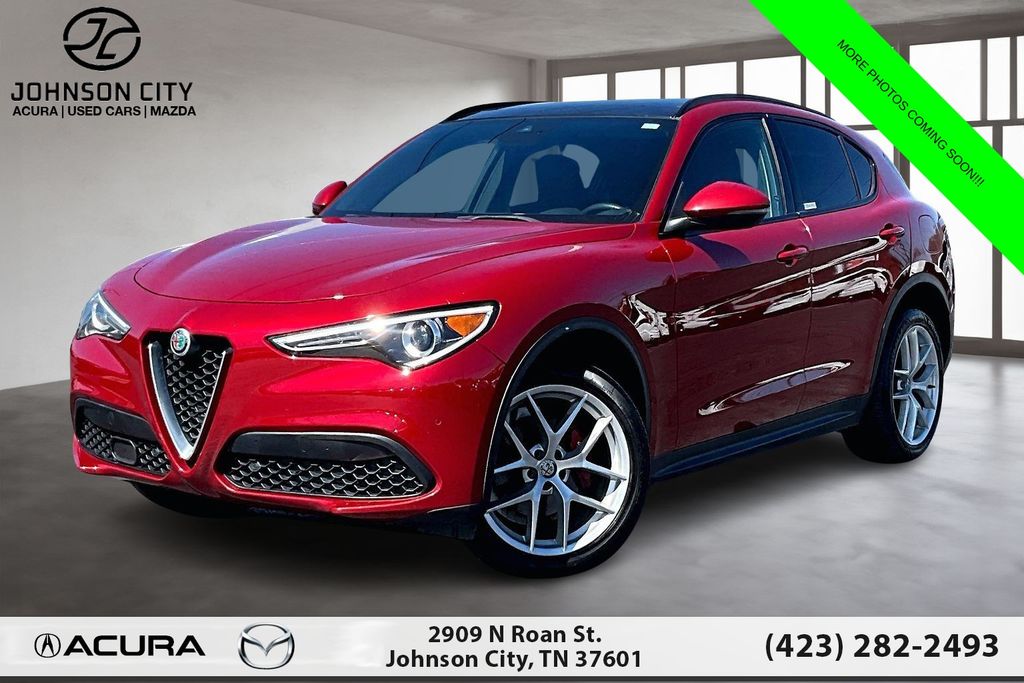 2018 Alfa Romeo Stelvio Ti Sport
