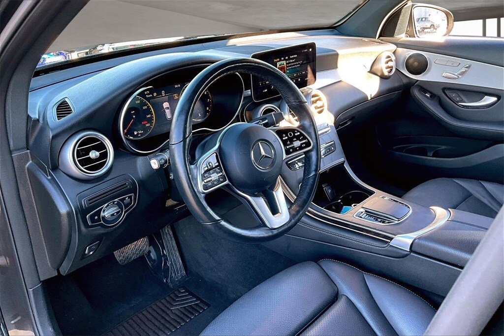 2021 Mercedes-Benz GLC GLC300 - Photo 14