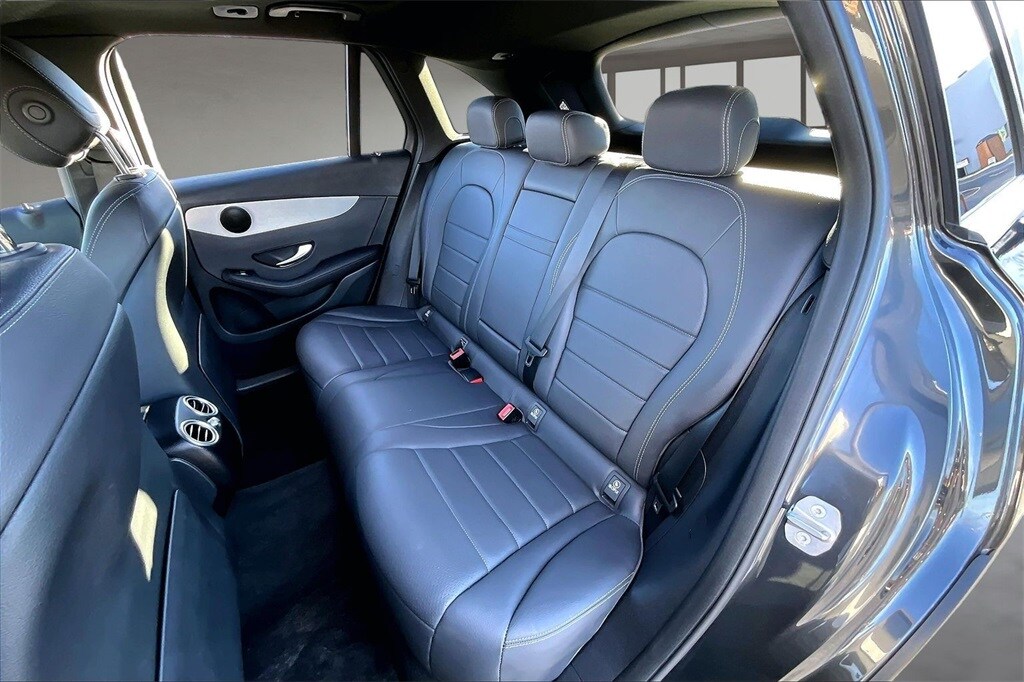 2021 Mercedes-Benz GLC GLC300 - Photo 26