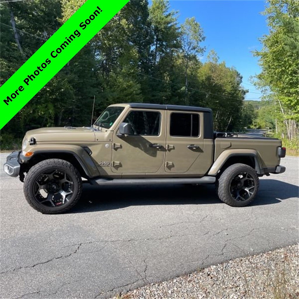 2020 Jeep Gladiator Overland photo 2