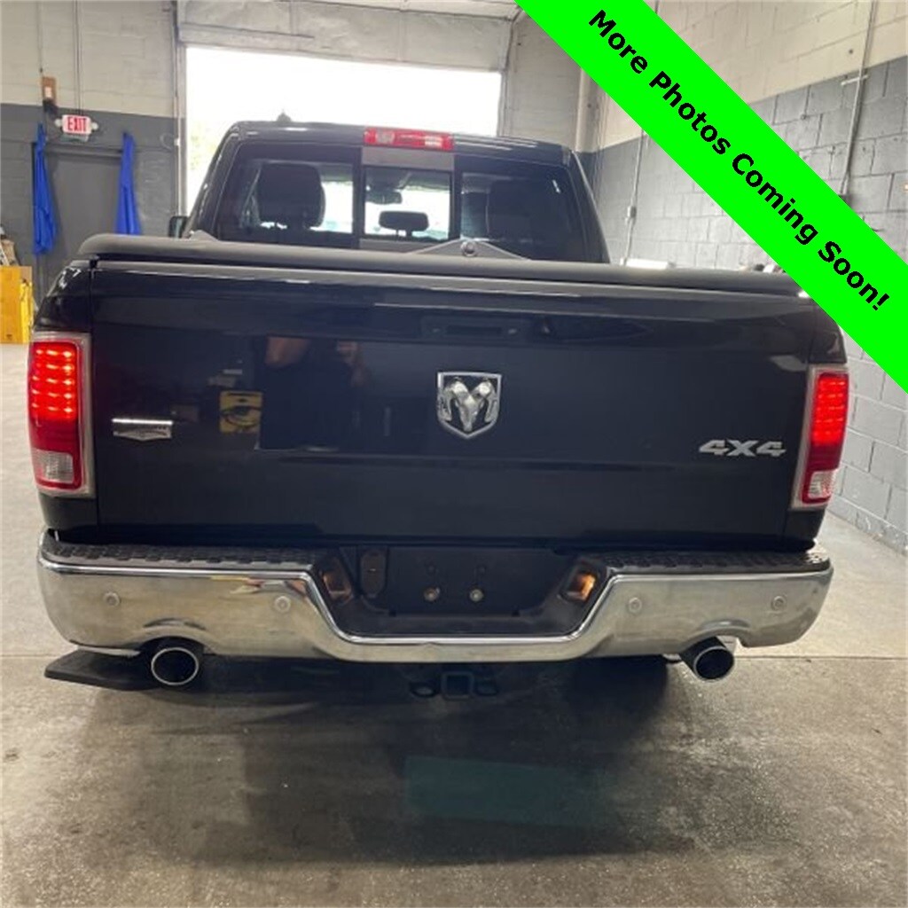 2018 Ram 1500 Laramie photo 2