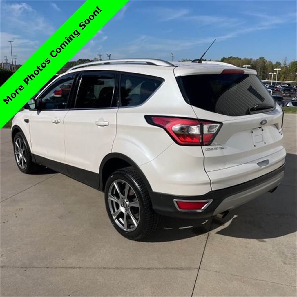 2017 Ford Escape Titanium photo 3
