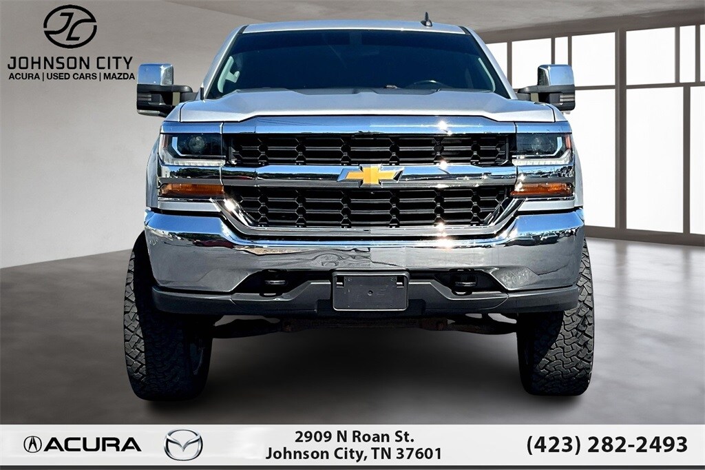 2019 Chevrolet Silverado 1500 LT photo 3