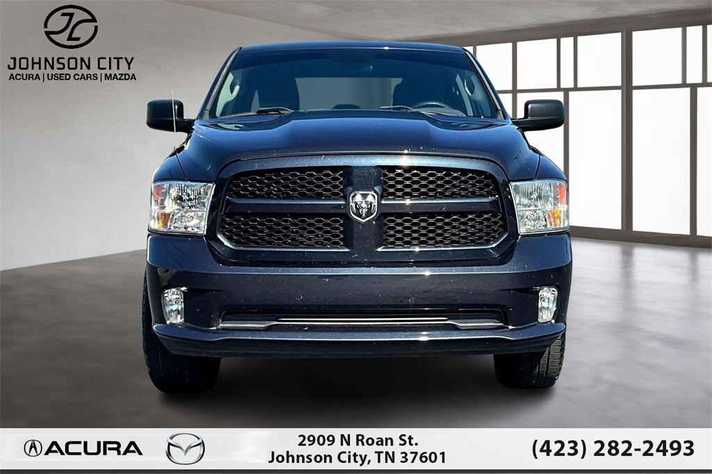 2013 Ram 1500 Tradesman Express photo 3