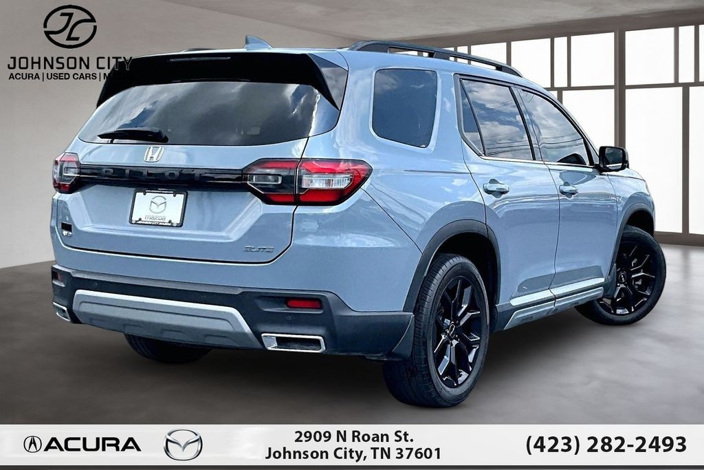 Used 2025 Honda Pilot Elite SUV