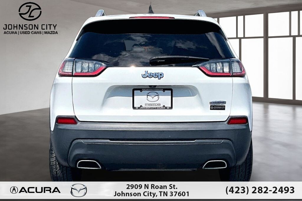 Used 2019 Jeep Cherokee Latitude SUV