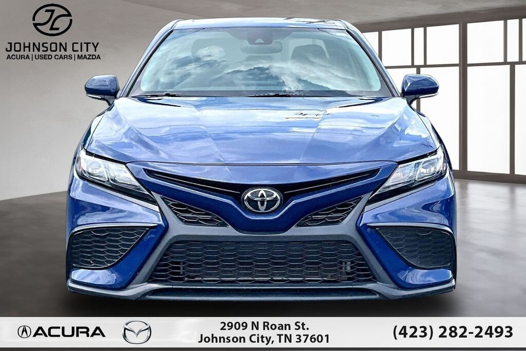 Used 2023 Toyota Camry SE Sedan