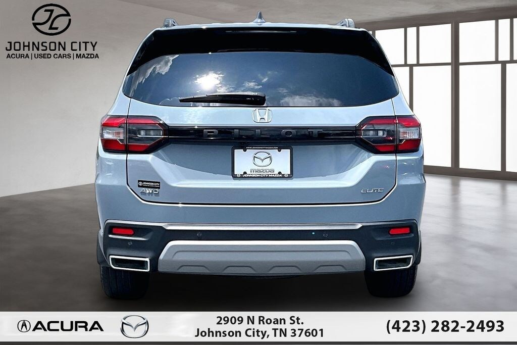 Used 2025 Honda Pilot Elite SUV