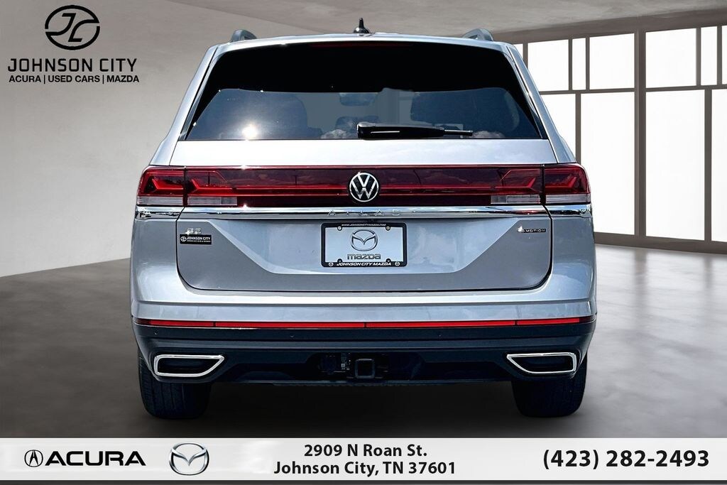 Used 2025 Volkswagen Atlas 2.0T SE w/Technology SUV
