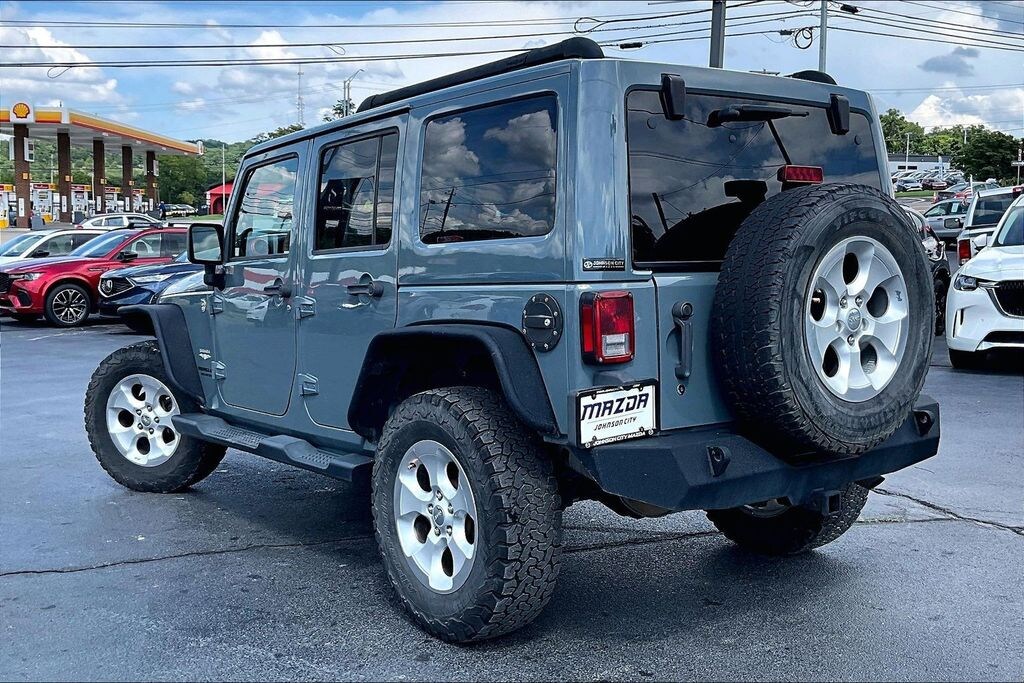 Used 2015 Jeep Wrangler Unlimited Sahara SUV