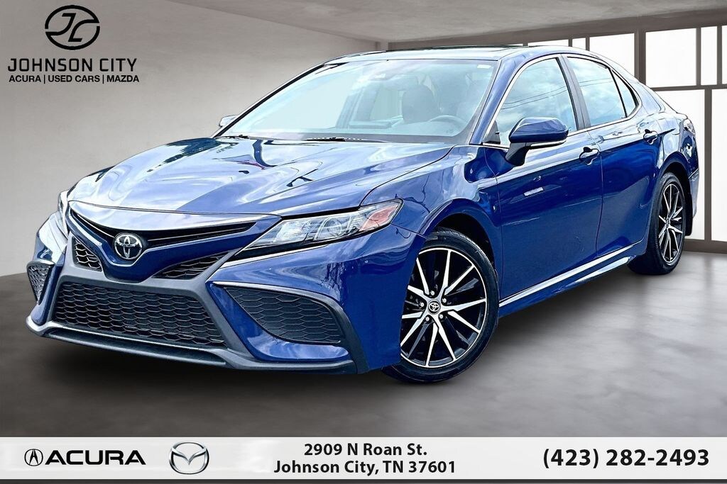 Used 2023 Toyota Camry SE Sedan