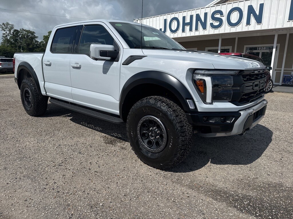 2025 Ford F-150 Raptor photo 2