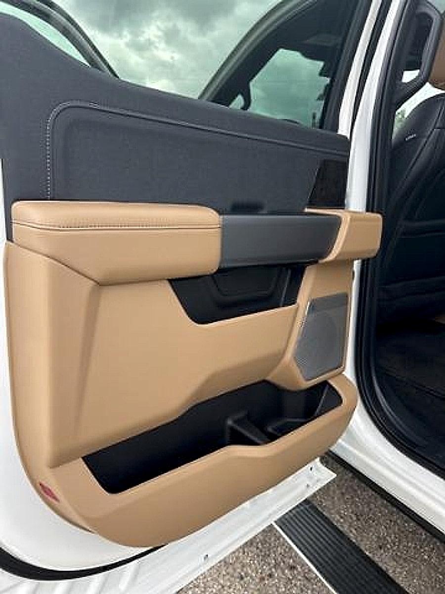 2025 Ford F-350 Super Duty Lariat - Photo 30