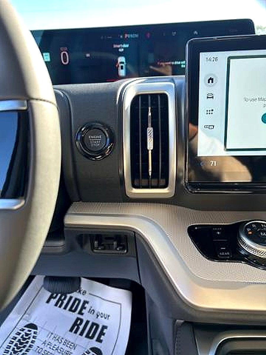 2025 Ford Expedition MAX Active - Photo 23