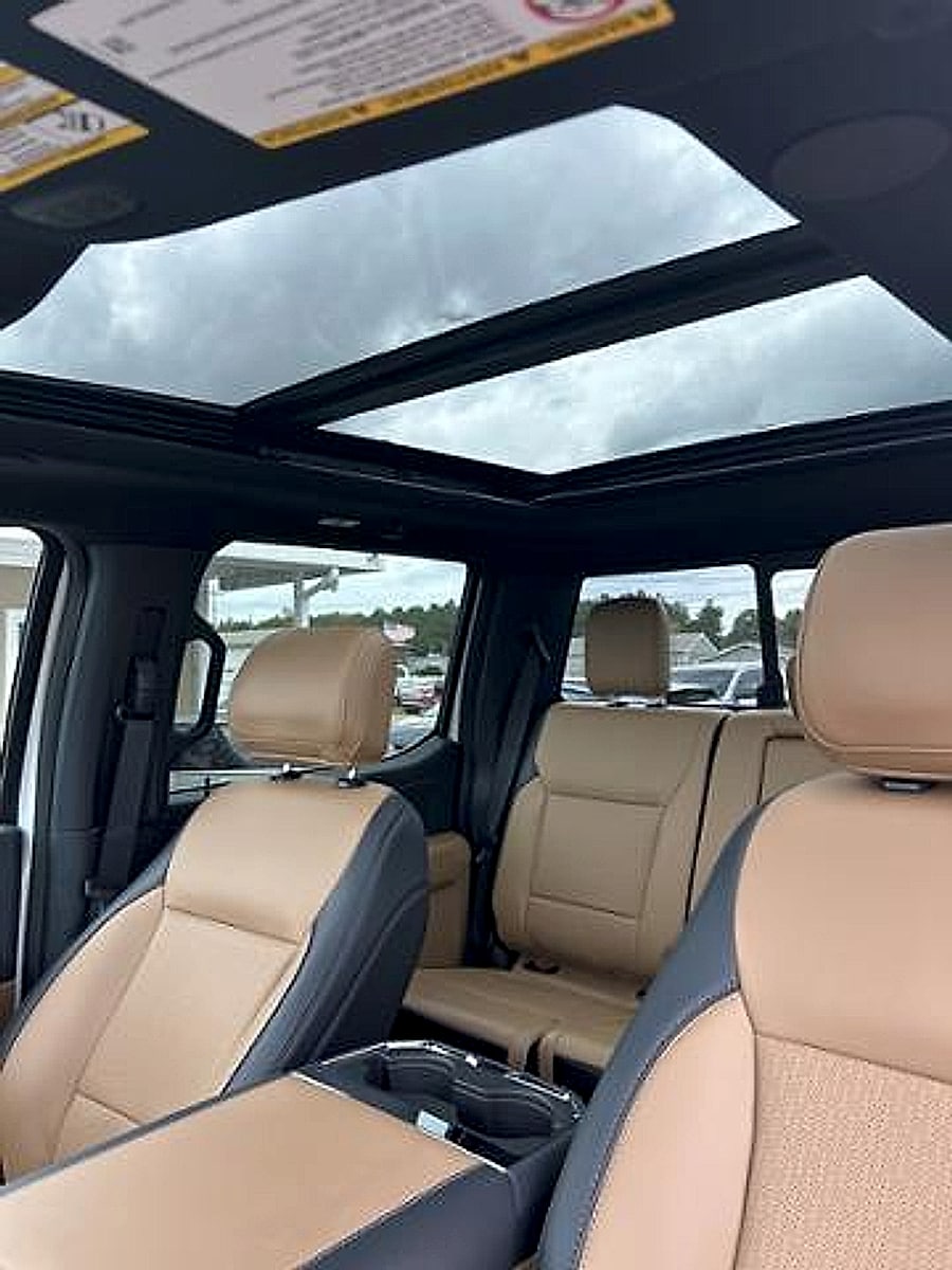 2025 Ford F-350 Super Duty Lariat - Photo 29