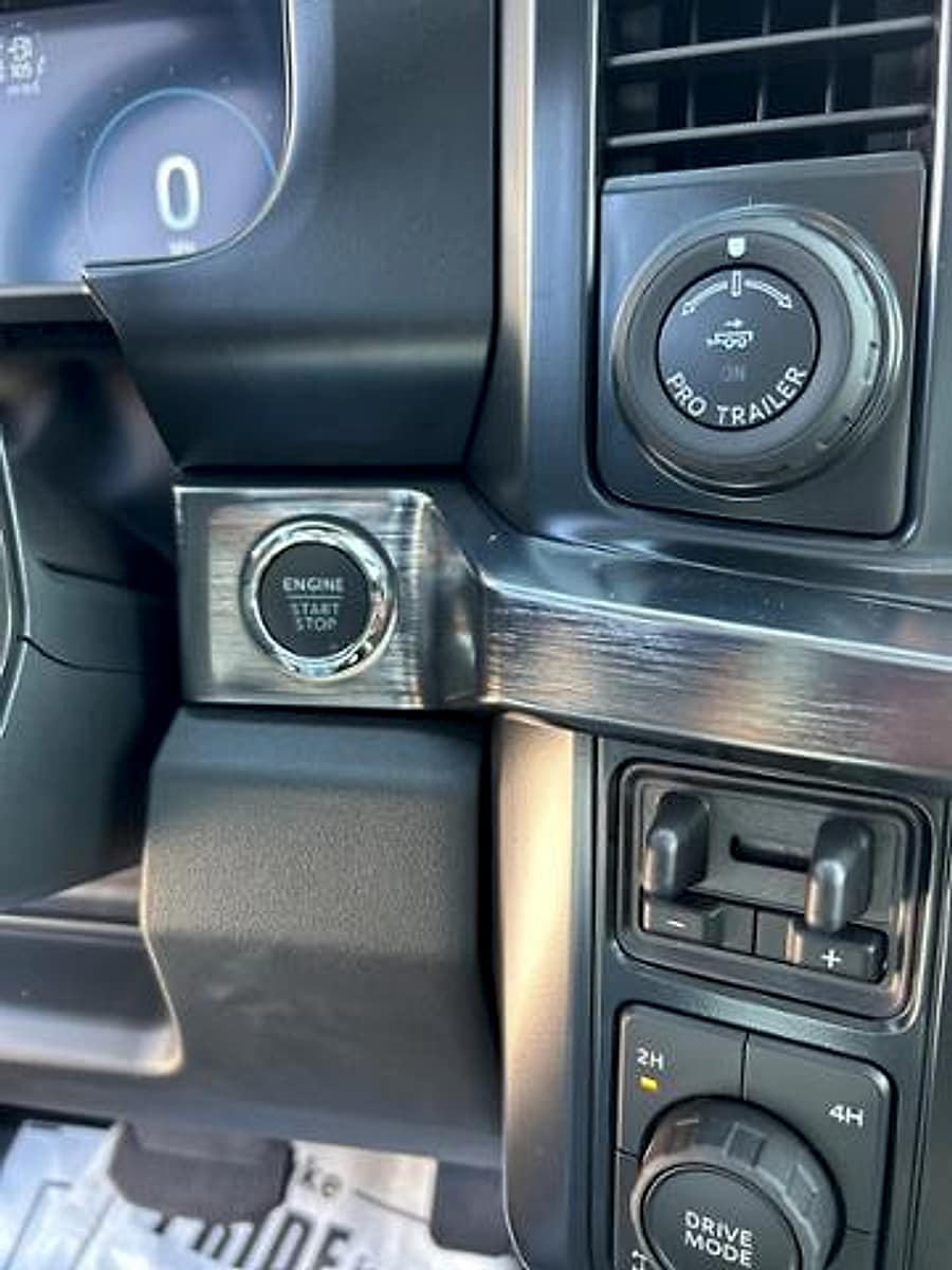 2025 Ford F-350 Super Duty Lariat - Photo 17