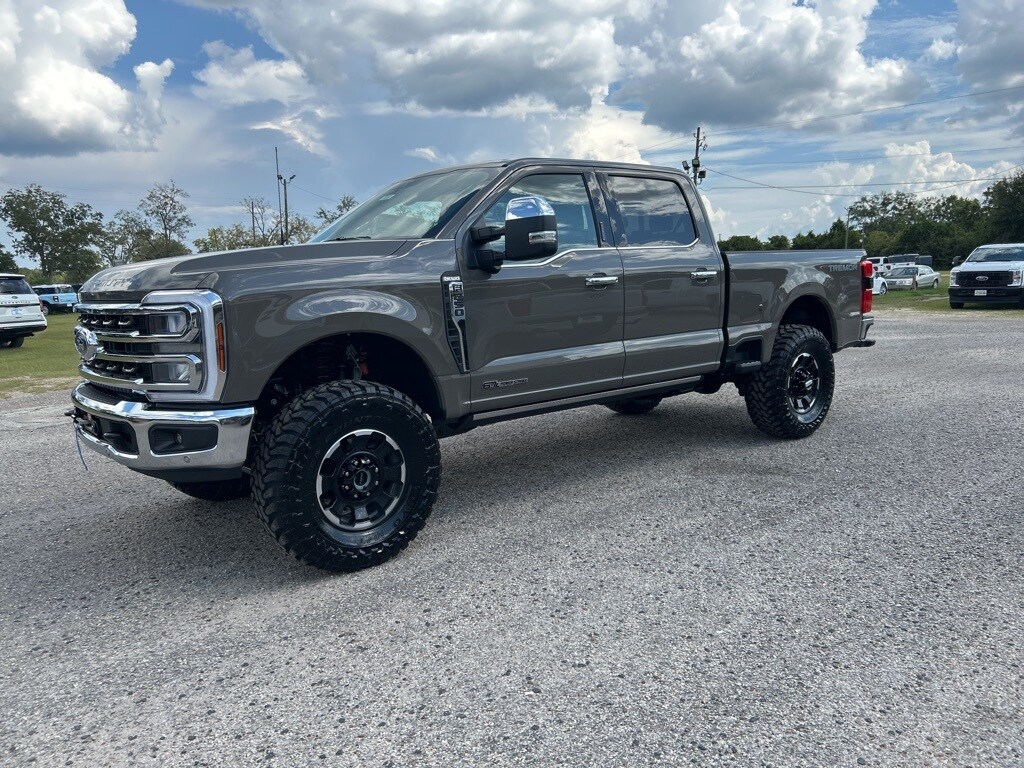 2026 Ford F-250 King Ranch photo 3