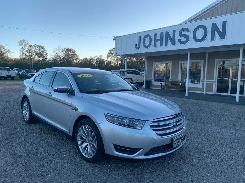 Used 2019 Ford Taurus Limited with VIN 1FAHP2F86KG107433 for sale in Atmore, AL