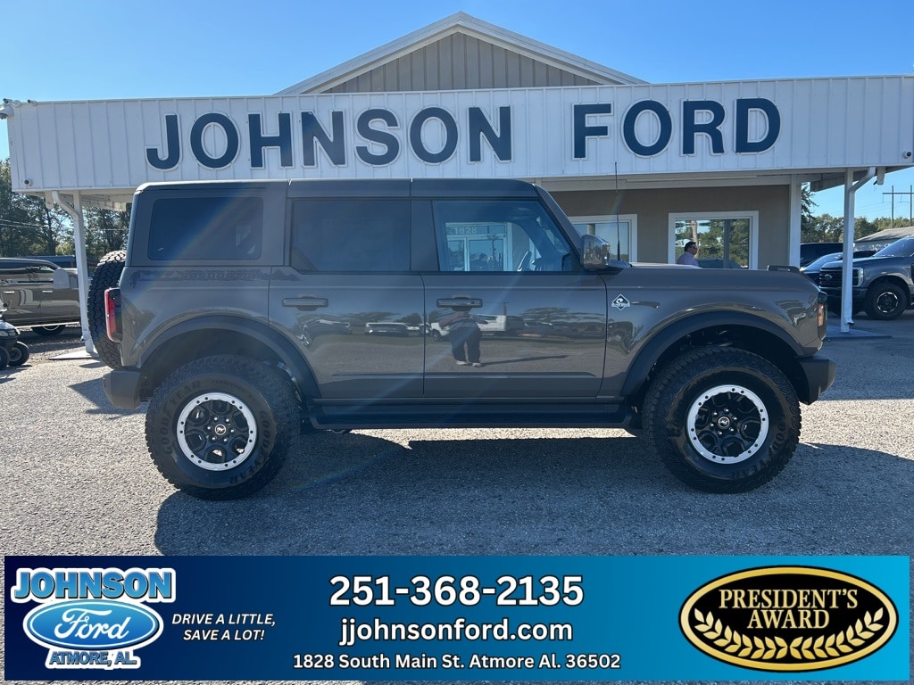 New 2025 Ford Bronco Outer Banks SUV