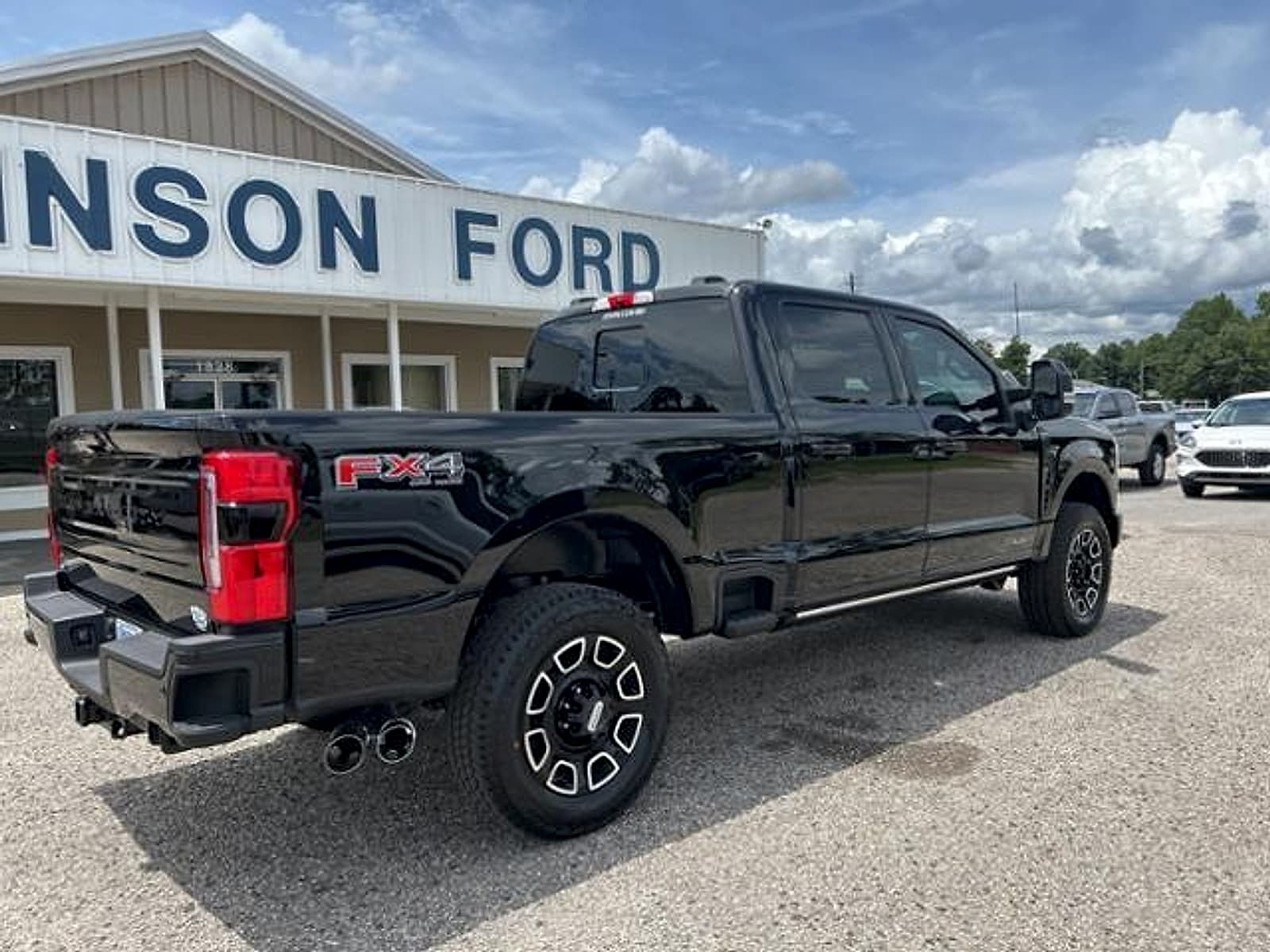 2025 Ford F-250 Super Duty Platinum - Photo 7