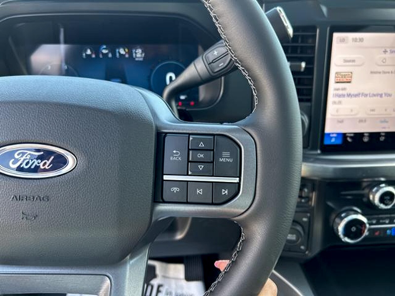 2025 Ford F-350 Super Duty Lariat - Photo 16