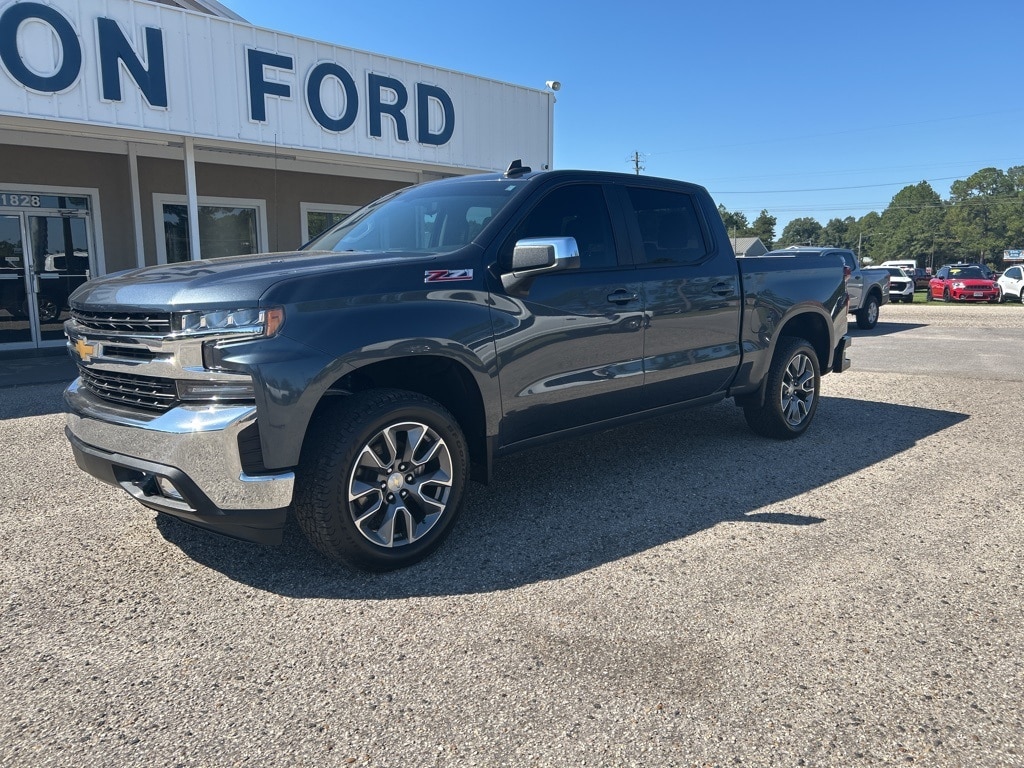 Used 2021 Chevrolet Silverado 1500 LT Truck