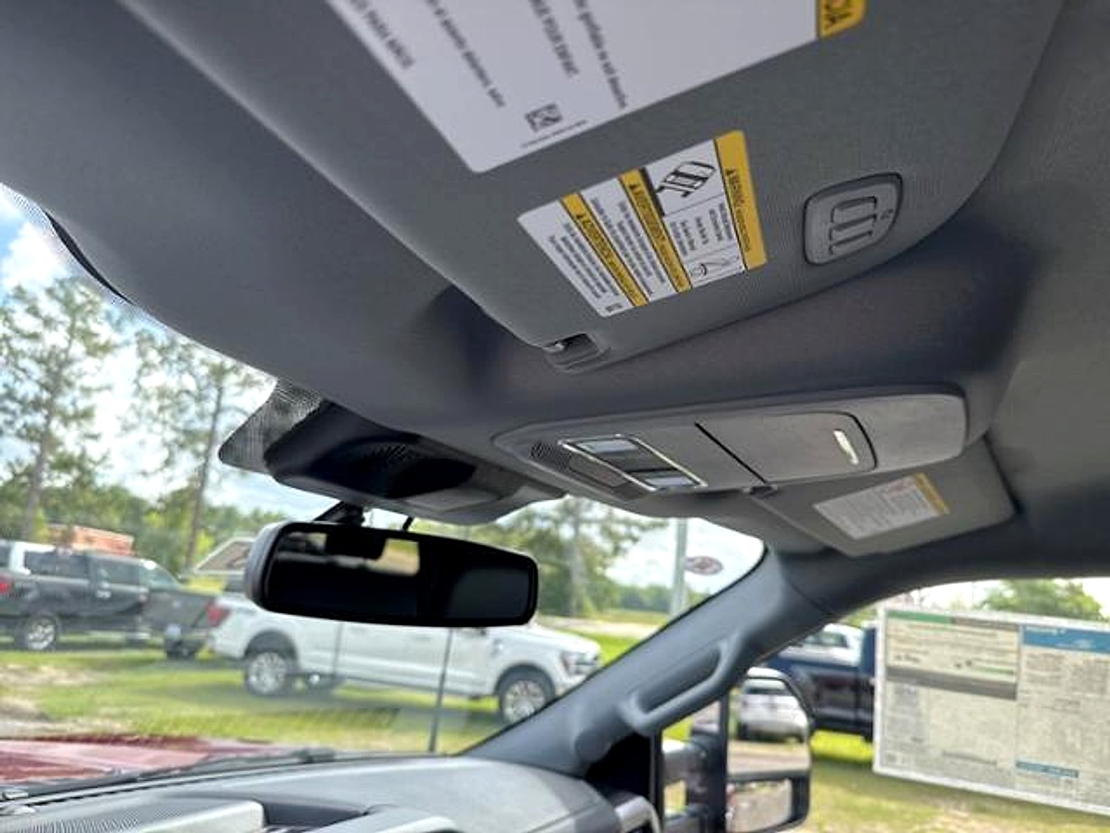 2025 Ford F-250 Super Duty Lariat - Photo 28