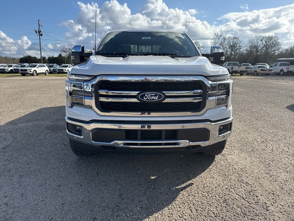 2025 Ford F-150 Lariat photo 3