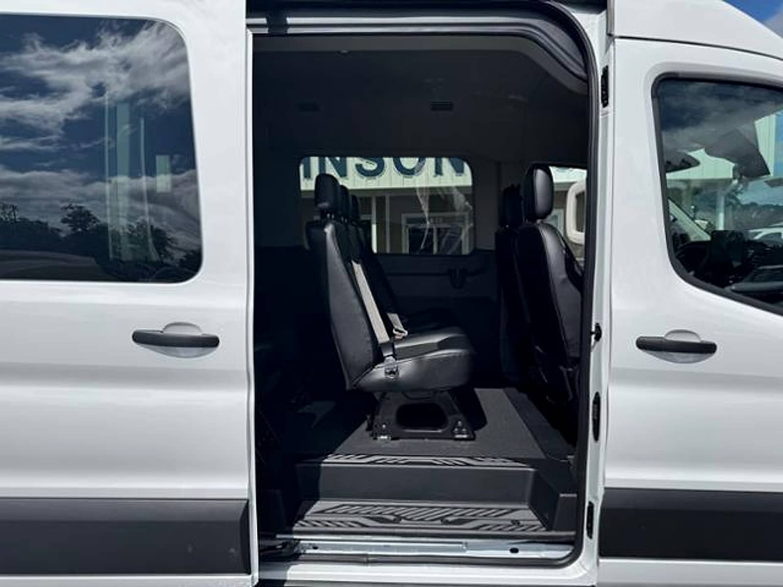 2024 Ford Transit Passenger Van XL - Photo 9