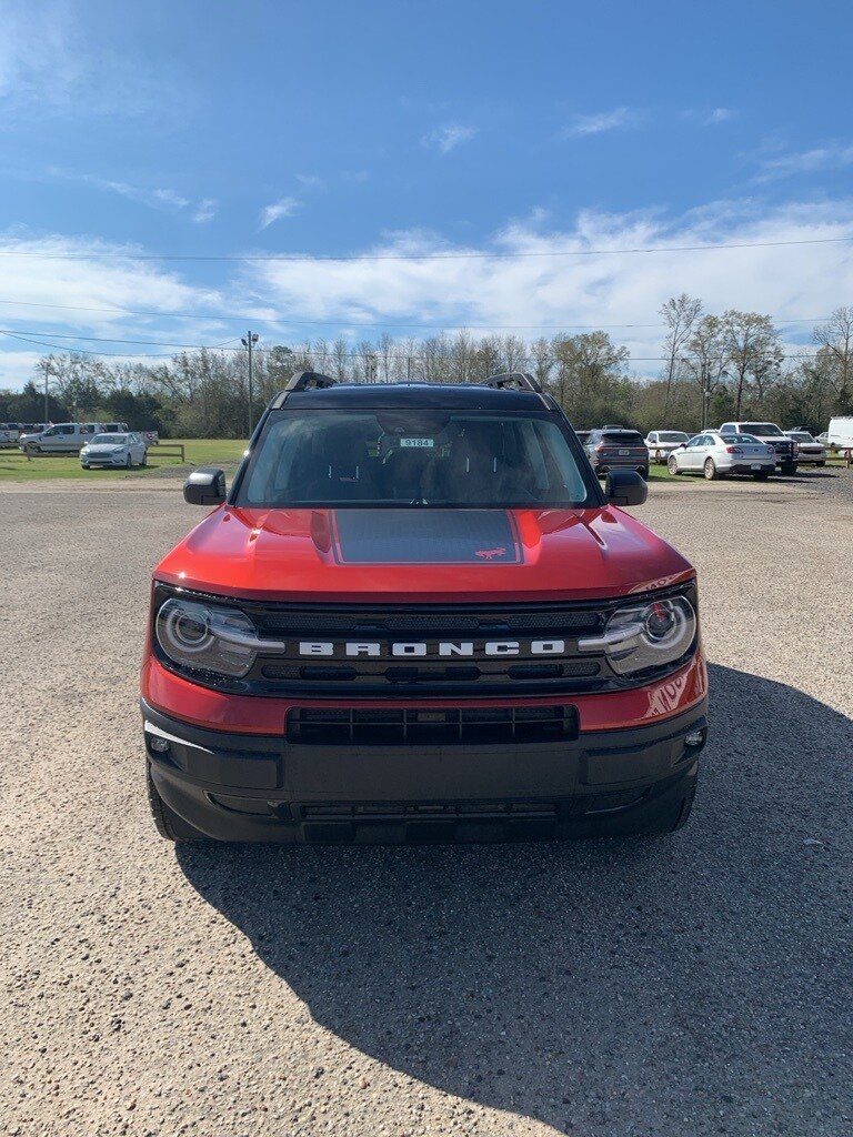 2024 Ford Bronco Sport Outer Banks photo 3