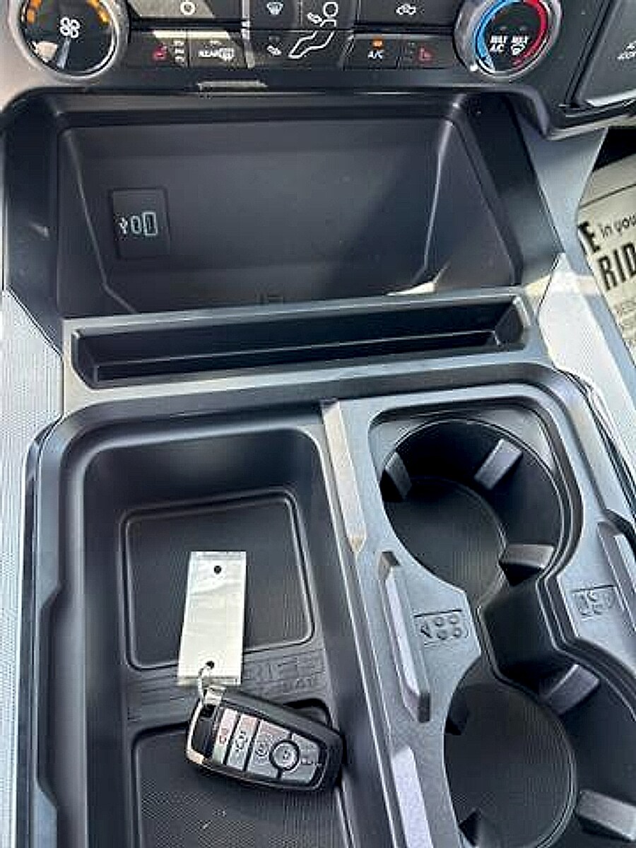2025 Ford F-250 Super Duty XLT - Photo 16