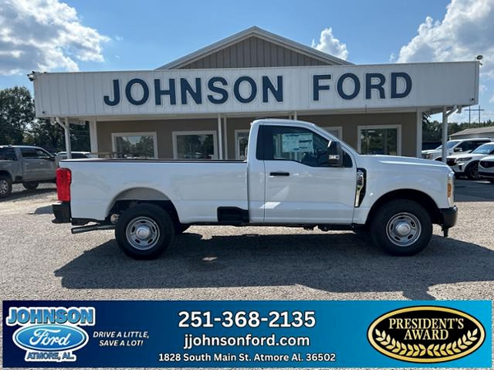 2025 Ford F-350 Super Duty Chassis Cab XL's photo