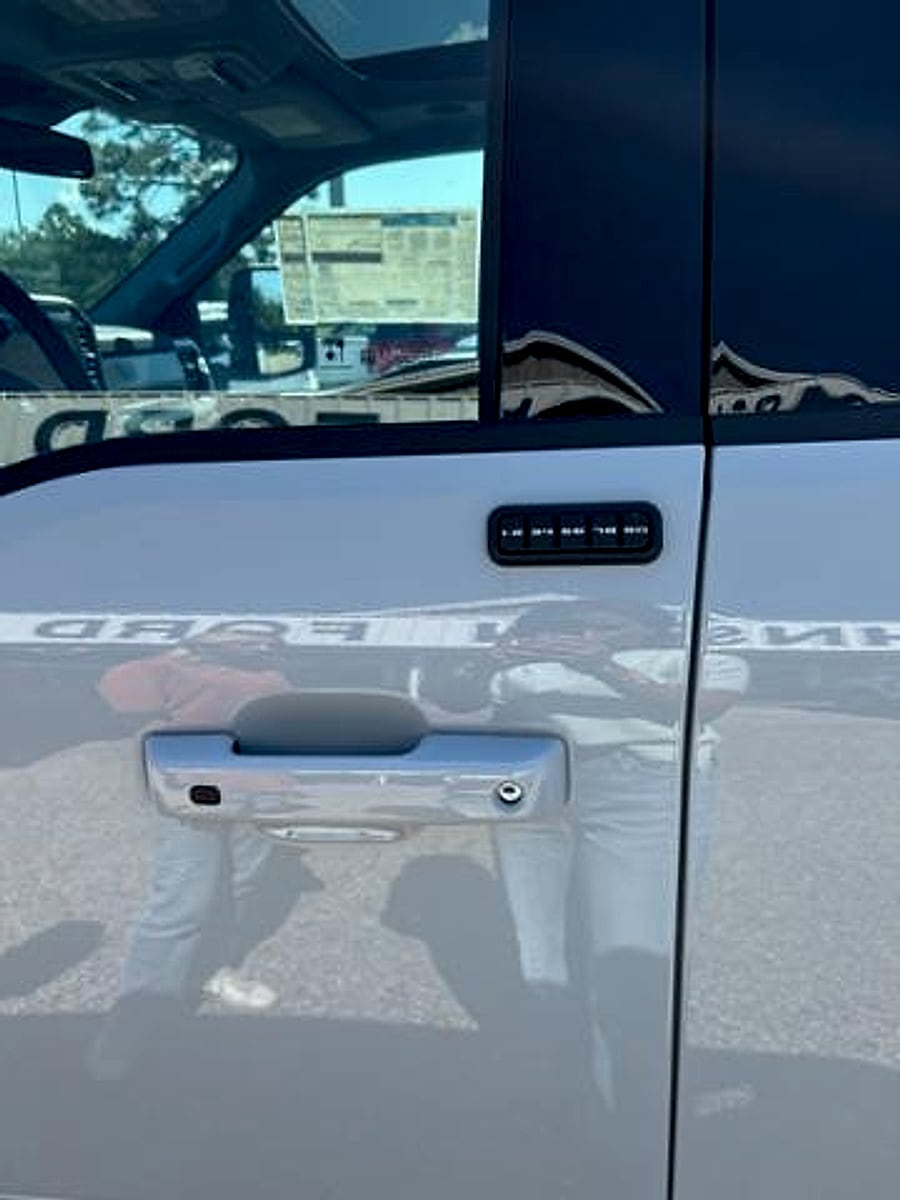 2025 Ford F-350 Super Duty Lariat - Photo 9