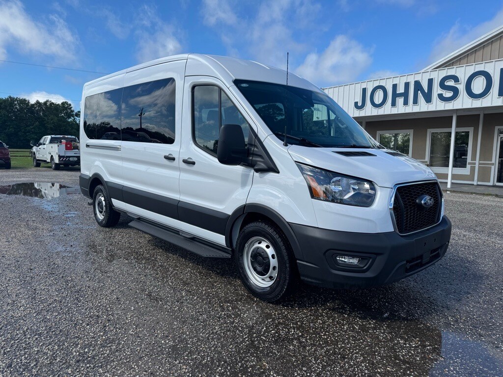 2024 Ford Transit photo 2