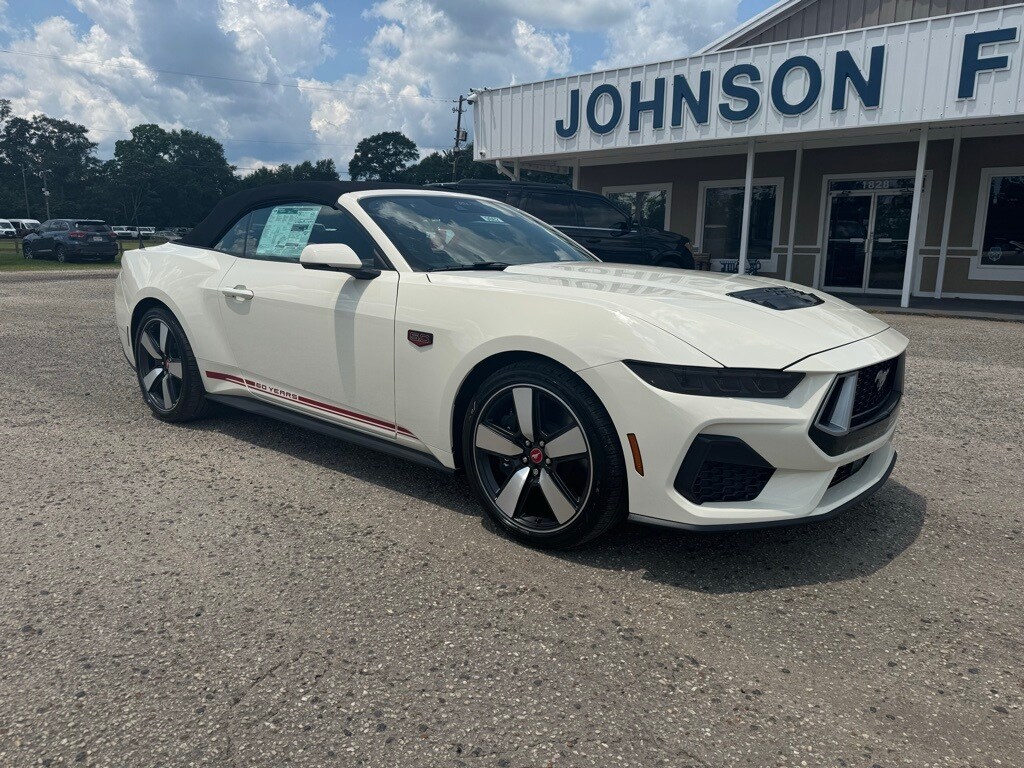 2025 Ford Mustang GT Premium Convertible photo 2