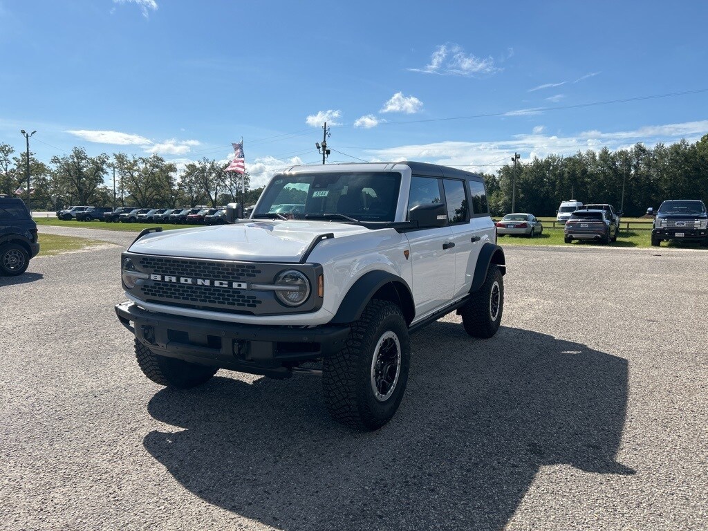2024 Ford Bronco Badlands photo 4