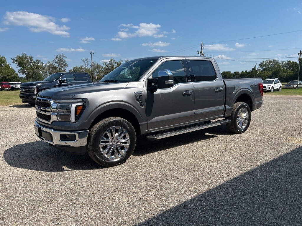 2025 Ford F-150 Lariat photo 3