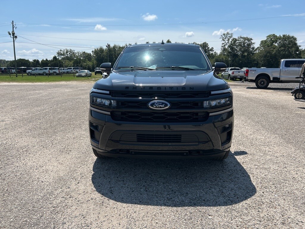 2023 Ford Expedition Limited photo 3