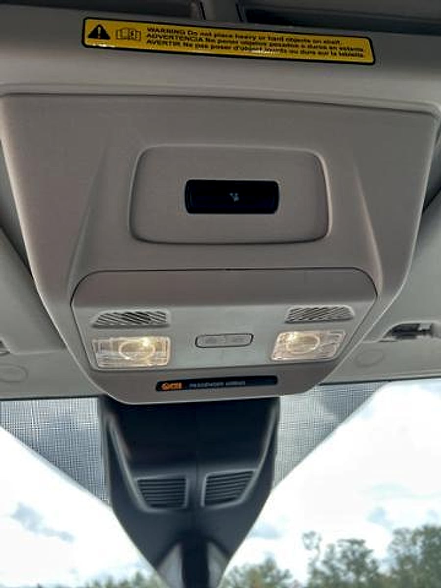 2025 Ford Transit Van Base - Photo 17
