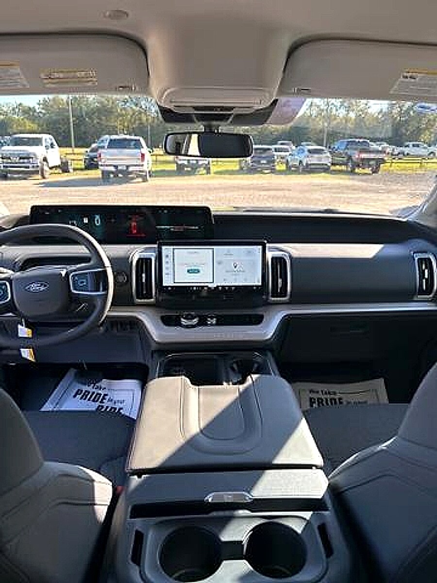 2025 Ford Expedition MAX Active - Photo 31