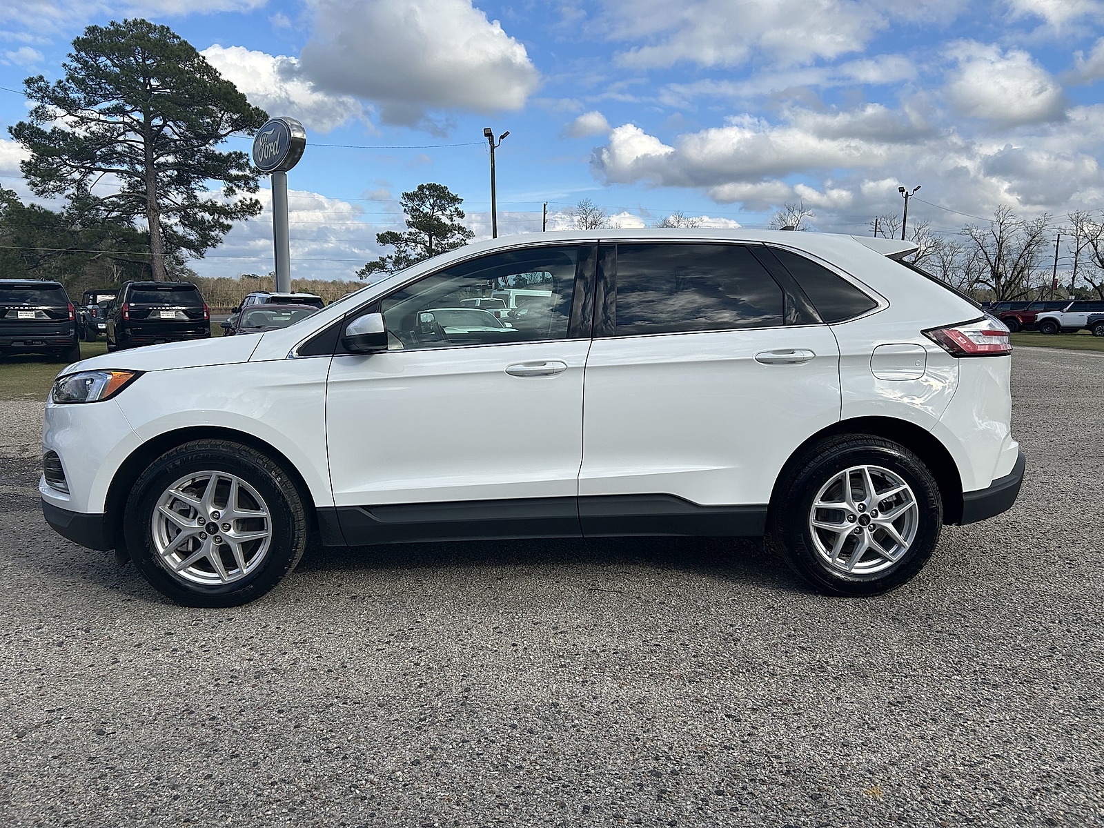 2024 Ford Edge SEL