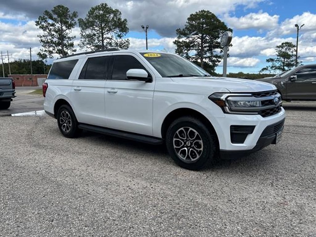 Used 2024 Ford Expedition Max XLT SUV