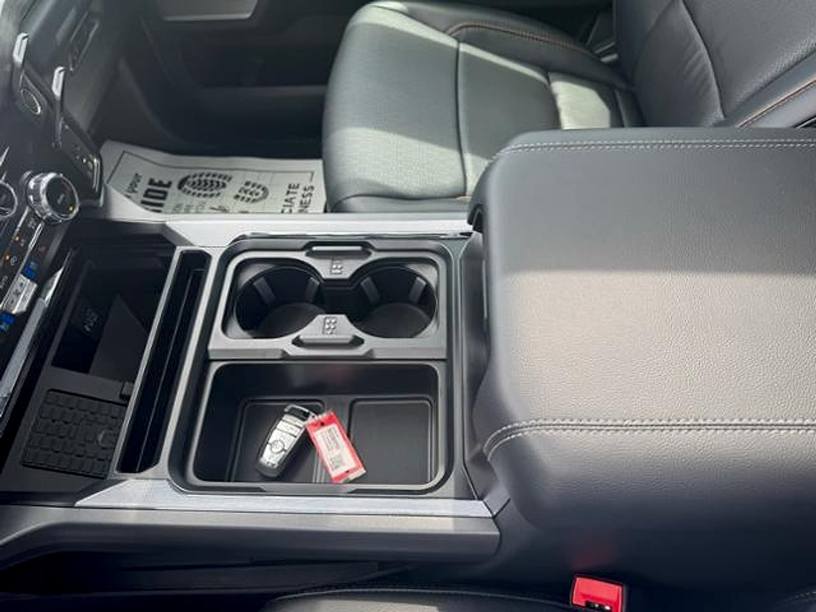 2025 Ford F-350 Super Duty Lariat - Photo 26