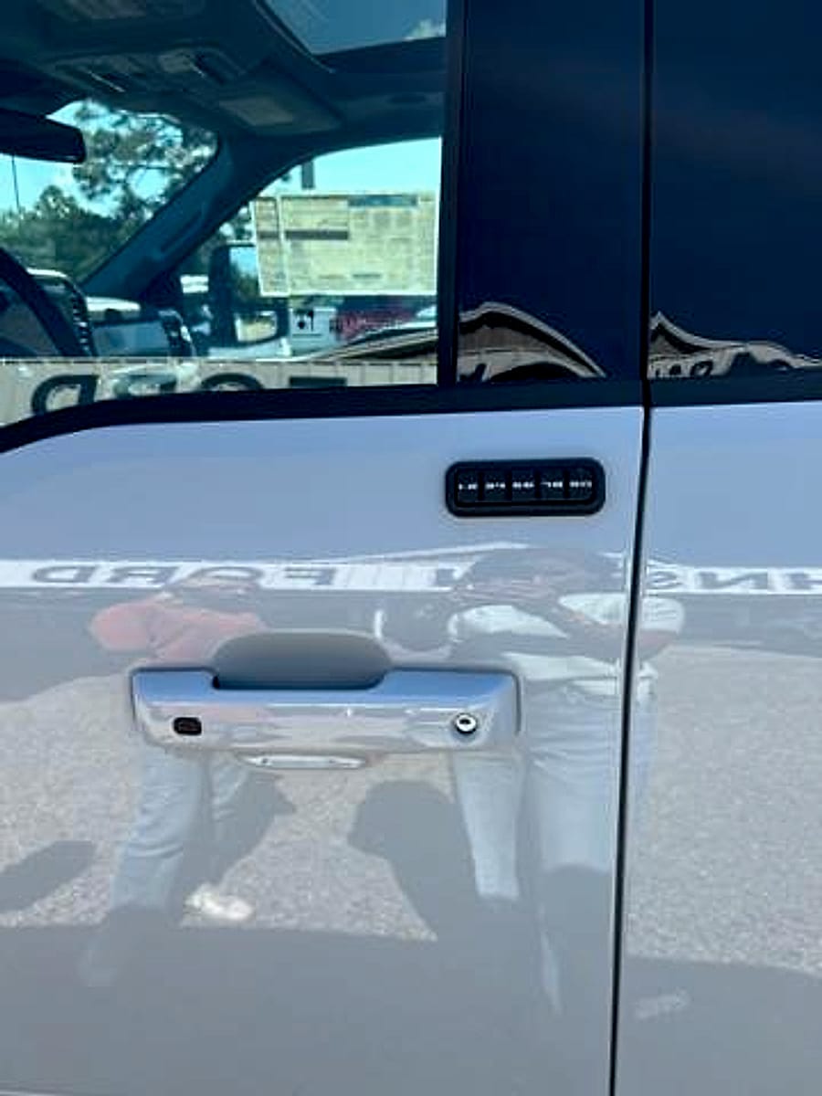 2025 Ford F-350 Super Duty Lariat - Photo 10