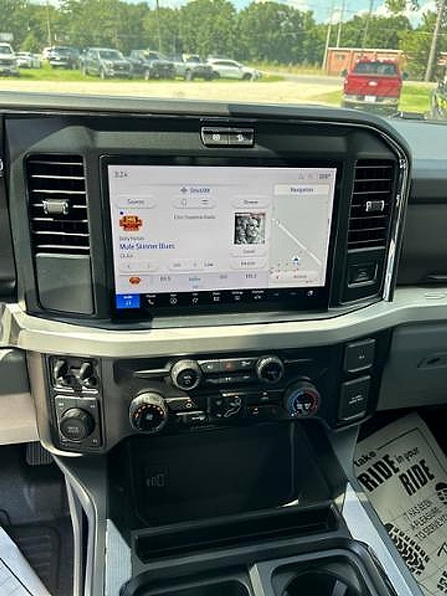 2025 Ford F-250 Super Duty XLT - Photo 15