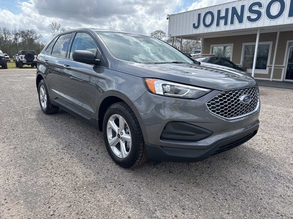 2024 Ford Edge SE photo 2