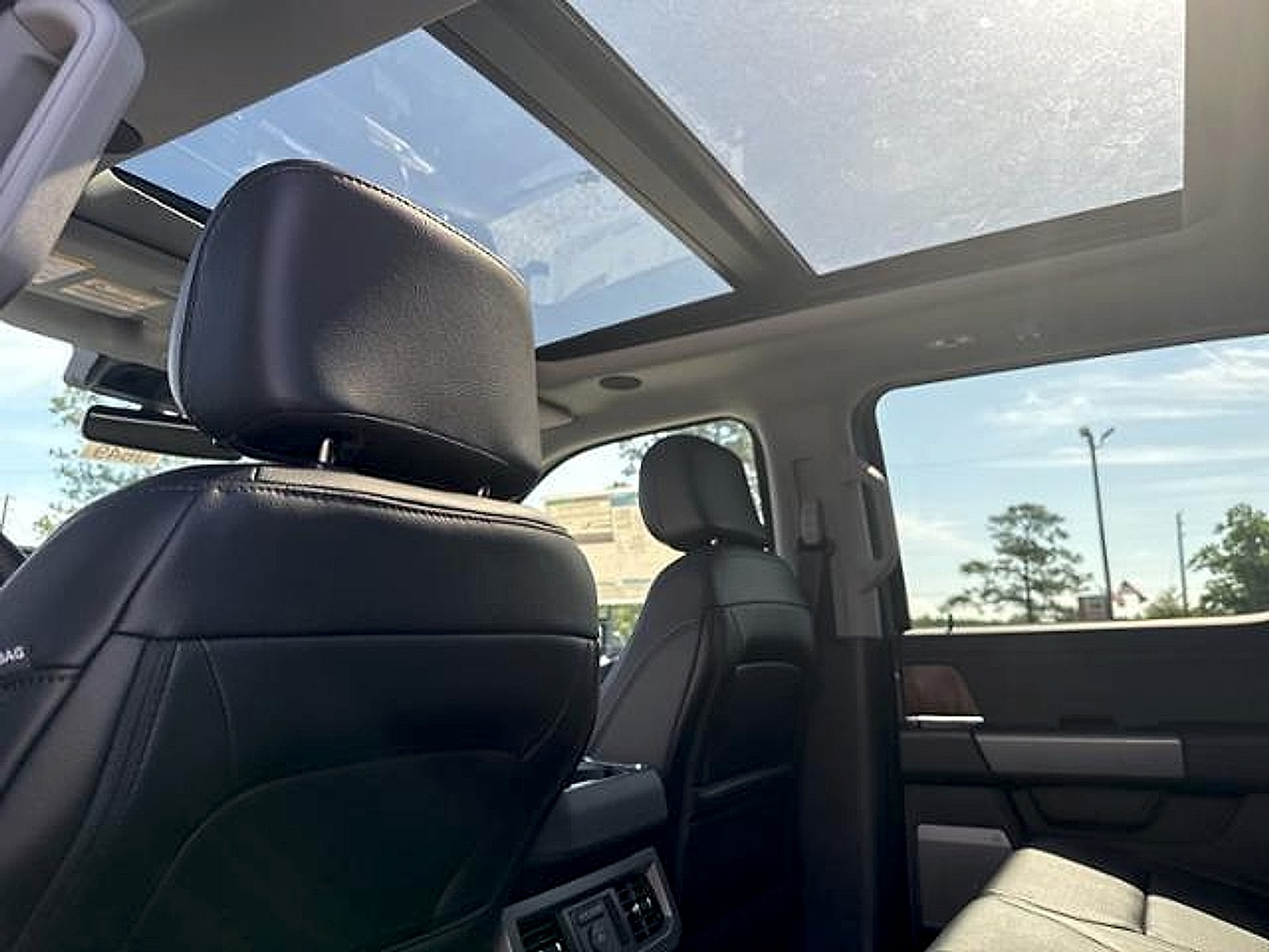 2025 Ford F-250 Super Duty Lariat - Photo 15