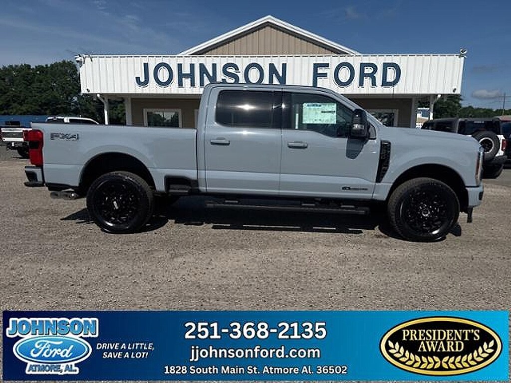 New 2025 Ford F-250SD Lariat Truck