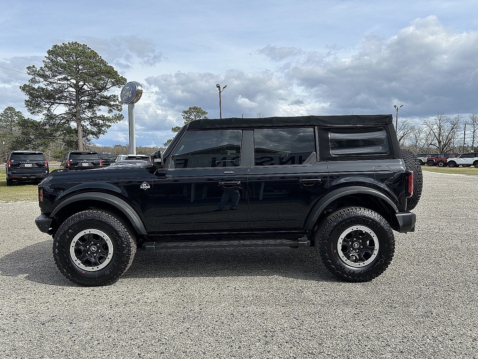 2021 Ford Bronco 4-Door Outer Banks