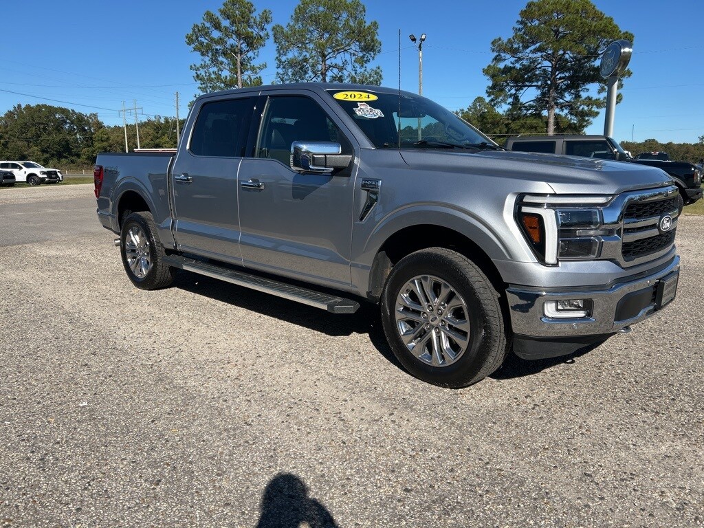 Used 2024 Ford F-150 Lariat Truck